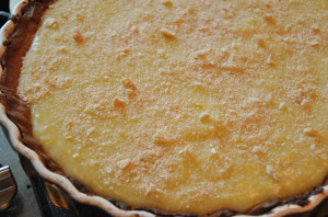 Lemon curd in taartvorm met paneermeel