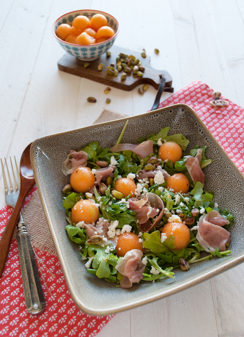 Arugula salad with melon and prosciutto | in my Red Kitchen