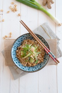 Dan dan noodles, you had me a spicy peanut sauce! | in my Red Kitchen